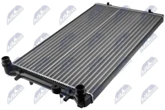 NTY Chladič Audi A3 96-, TT 98-, Bora 99-, Golf IV 97-, Octavia 96-, Leon 99-, Toledo 98-,/647X397X24 (1J0121253AD)