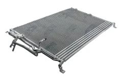 NTY Chladič Klimatizace Audi A 8/S 8 (4E) (03-) 2.8 FSI (BEZ Vysoušeče Černý) (4E0260403K)